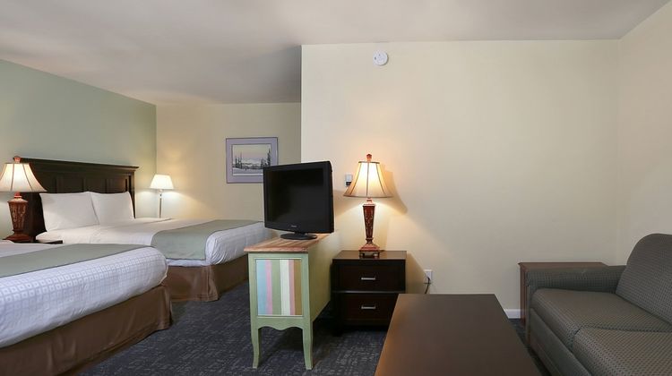 Salida Inn & Monarch Suites Suite
