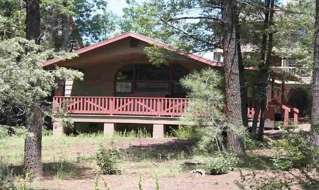 Northwoods Cabins Resort Exterior
