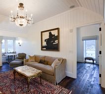 Washington School House Suite