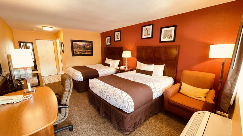 <b>Apple Inn Motel Room</b>