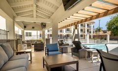 Hotel Huntington