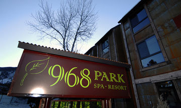 968 Park Hotel