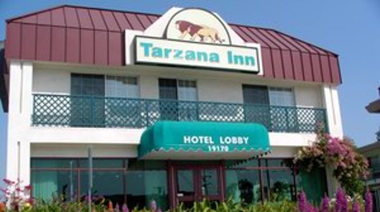 Tarzana Inn Exterior
