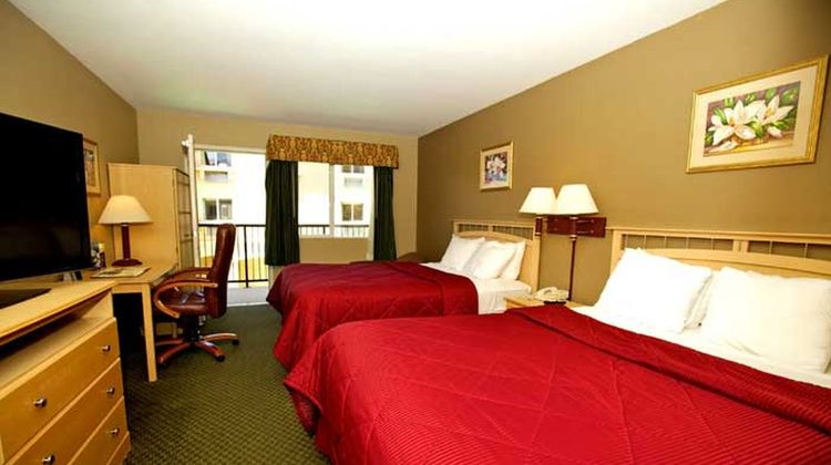 Lamplighter Inn & Suites Hotel Room