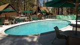 Golden Bear Cottages Pool