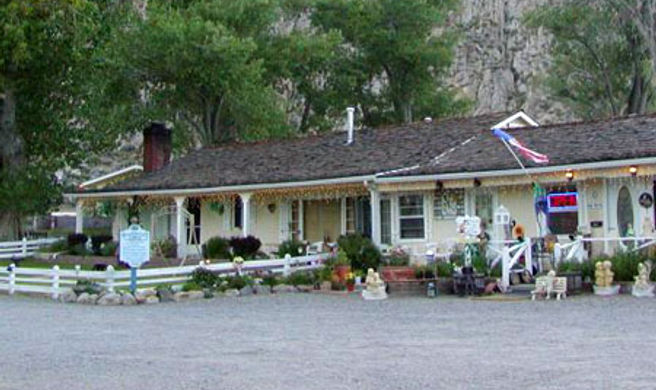 Meadowcliff Coleville Exterior