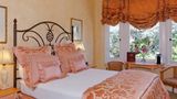 <b>Hotel Sausalito Room</b>
