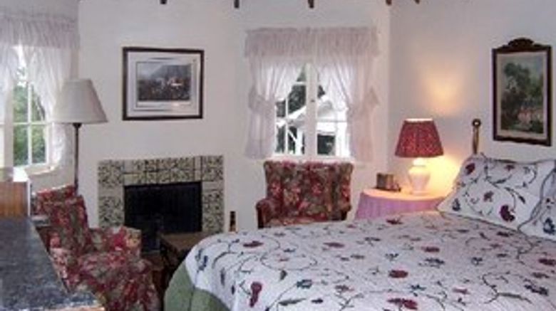<b>Happy Landing Inn Room</b>