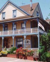 American River Inn