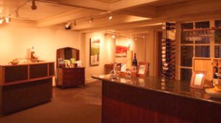 SCP Mendocino Inn and Farm Bar/Lounge