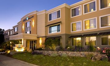 Marin Suites Hotel