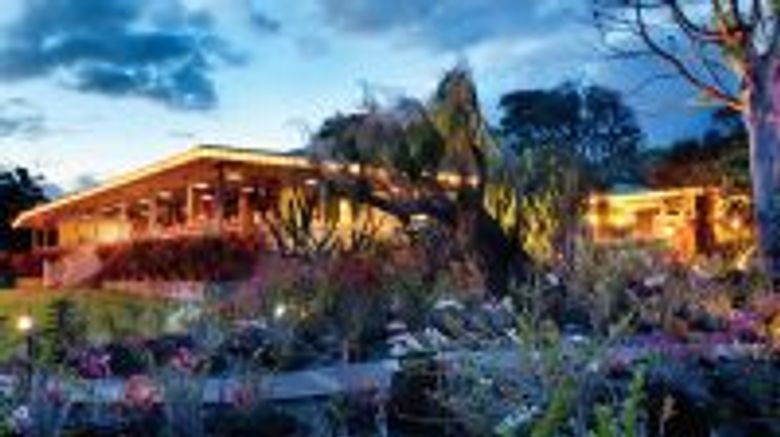 <b>Kiahuna Plantation Resort KauaiOutrigger Restaurant</b>