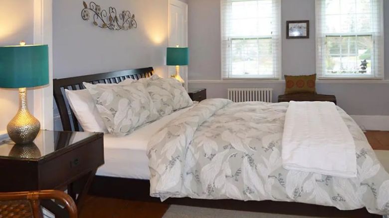 <b>The Parsonage Inn Room</b>