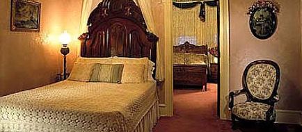 Captain Mey's Inn Room