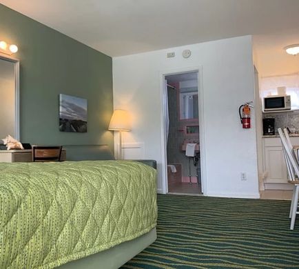 Sea Gull Motel Room