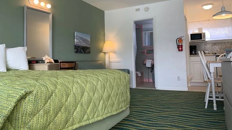 Sea Gull Motel Room