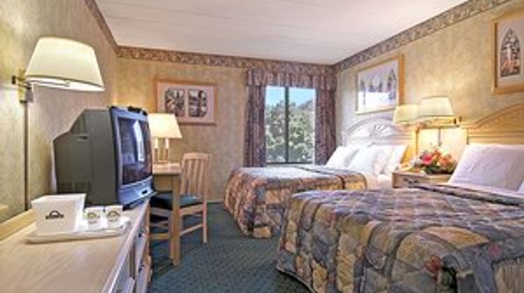 Days Inn East Windsor/Hightstown Room
