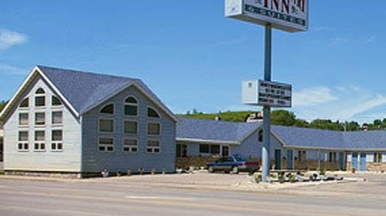 North Country Inn and Suites Exterior