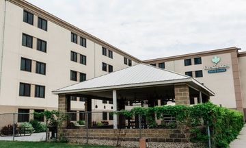 EverSpring Inn & Suites, Bismarck