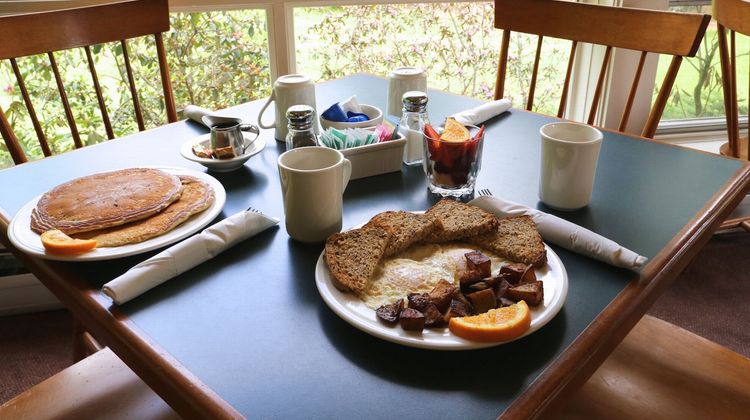 Bluebird Cady Hill Lodge Restaurant