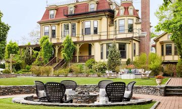Cliffside Inn
