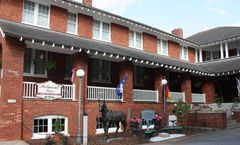 The Belmont Inn by OYO