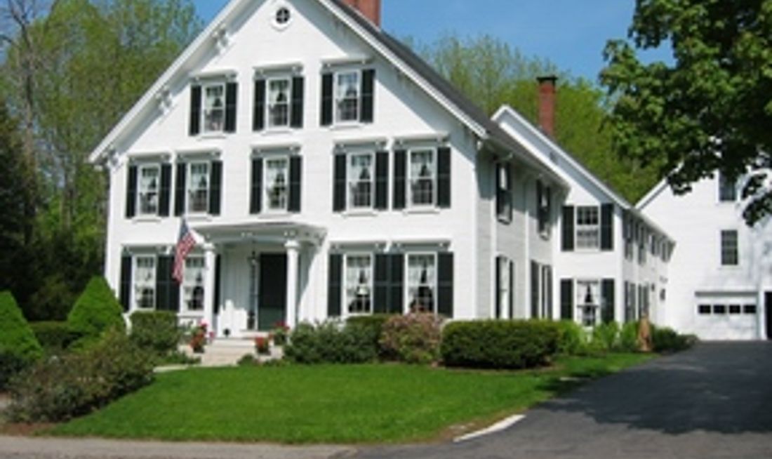 Camden Maine Stay Inn Exterior