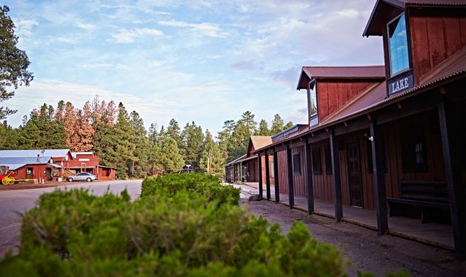 Mormon Lake Lodge Exterior