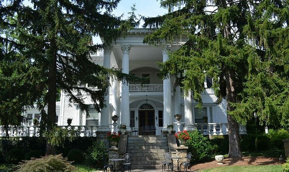 Albemarle Inn Exterior