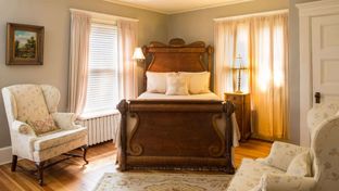 The Lion and the Rose Bed and Breakfast