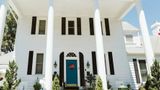 <b>Arrowhead Inn Bed & Breakfast Exterior</b>