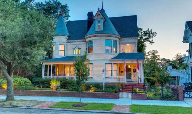 The C.W. Worth House Exterior