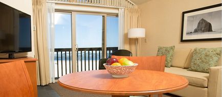 Schooners Cove Ocean Inn Suite