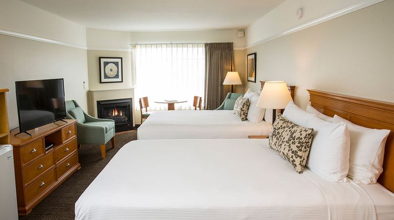 <b>Looking Glass Inn Room</b>
