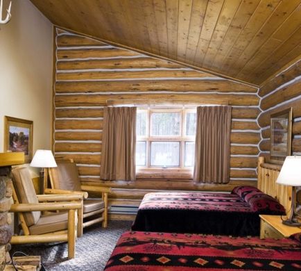 Blue Bell Lodge Room