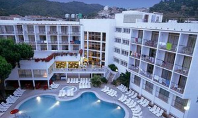Hotel Costa Brava GHT Hotel Exterior