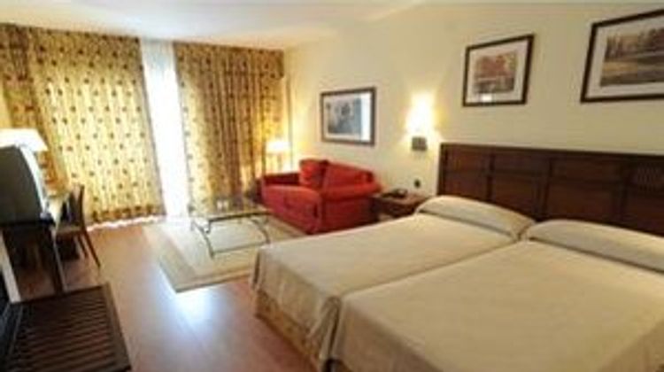 Hotel Oroel Room