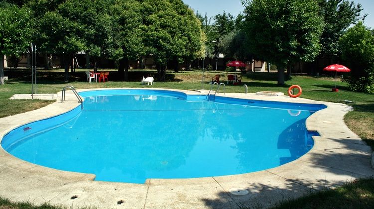 Hotel Los Olivos Pool