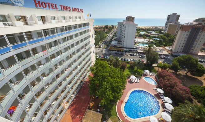 Tres Anclas Hotel Exterior