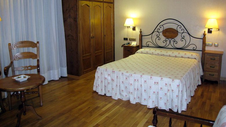 <b>Hotel Can Boix De Peramola Room</b>
