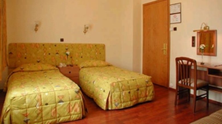 <b>Bakirkoy Tashan Business & Airport Hotel Room</b>