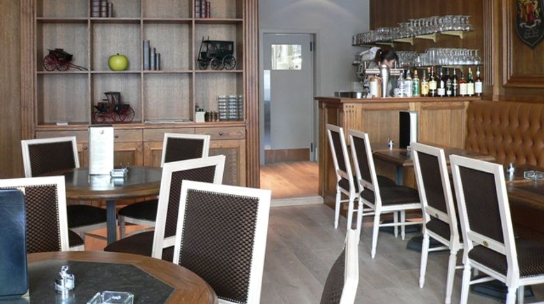 <b>La Pomme d'Or Hotel Restaurant</b>