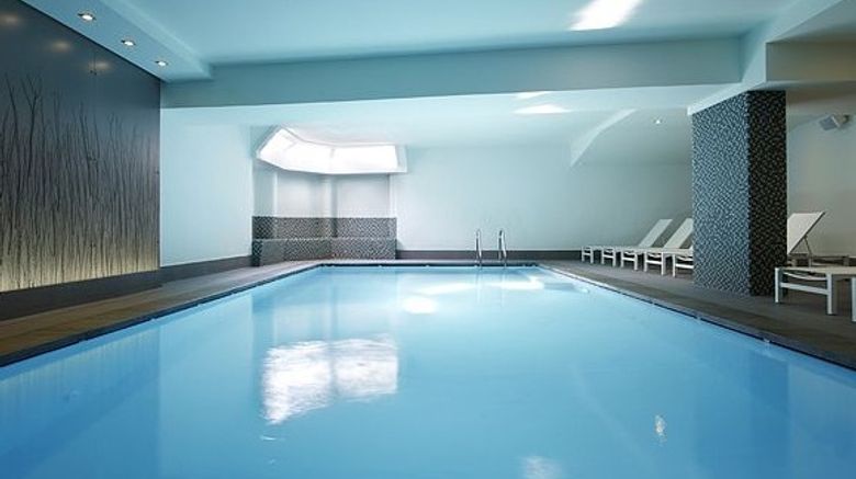 <b>Azaert Hotel Pool</b>