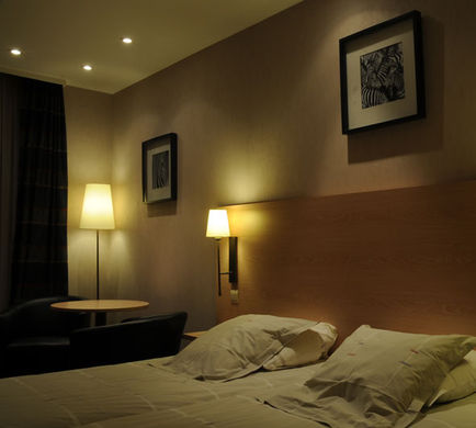 Hotel Escapade Room