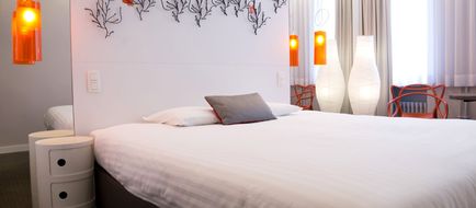Glenmore Hotel Room