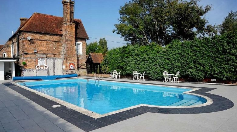 <b>Boship Lions Farm Hotel Pool</b>