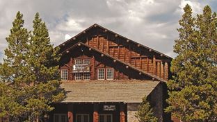 Old Faithful Lodge Cabins