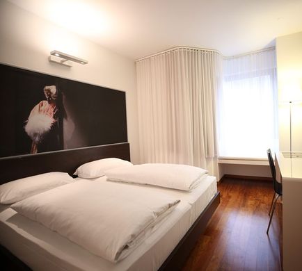 arte Hotel Linz Room