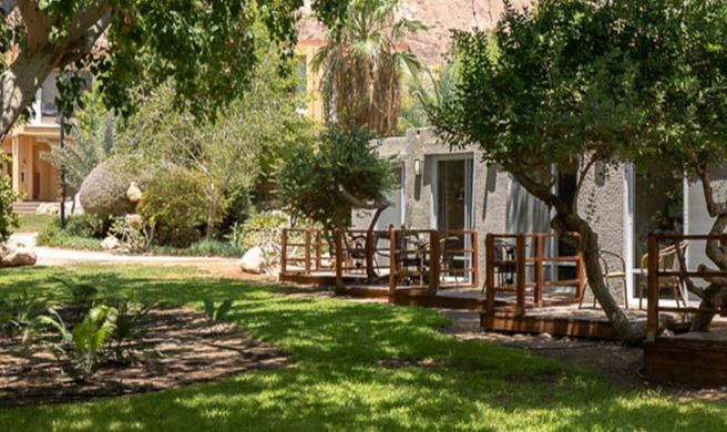 Ein Gedi Guest House Exterior