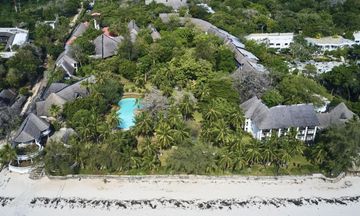 Papillon Lagoon Reef Hotel